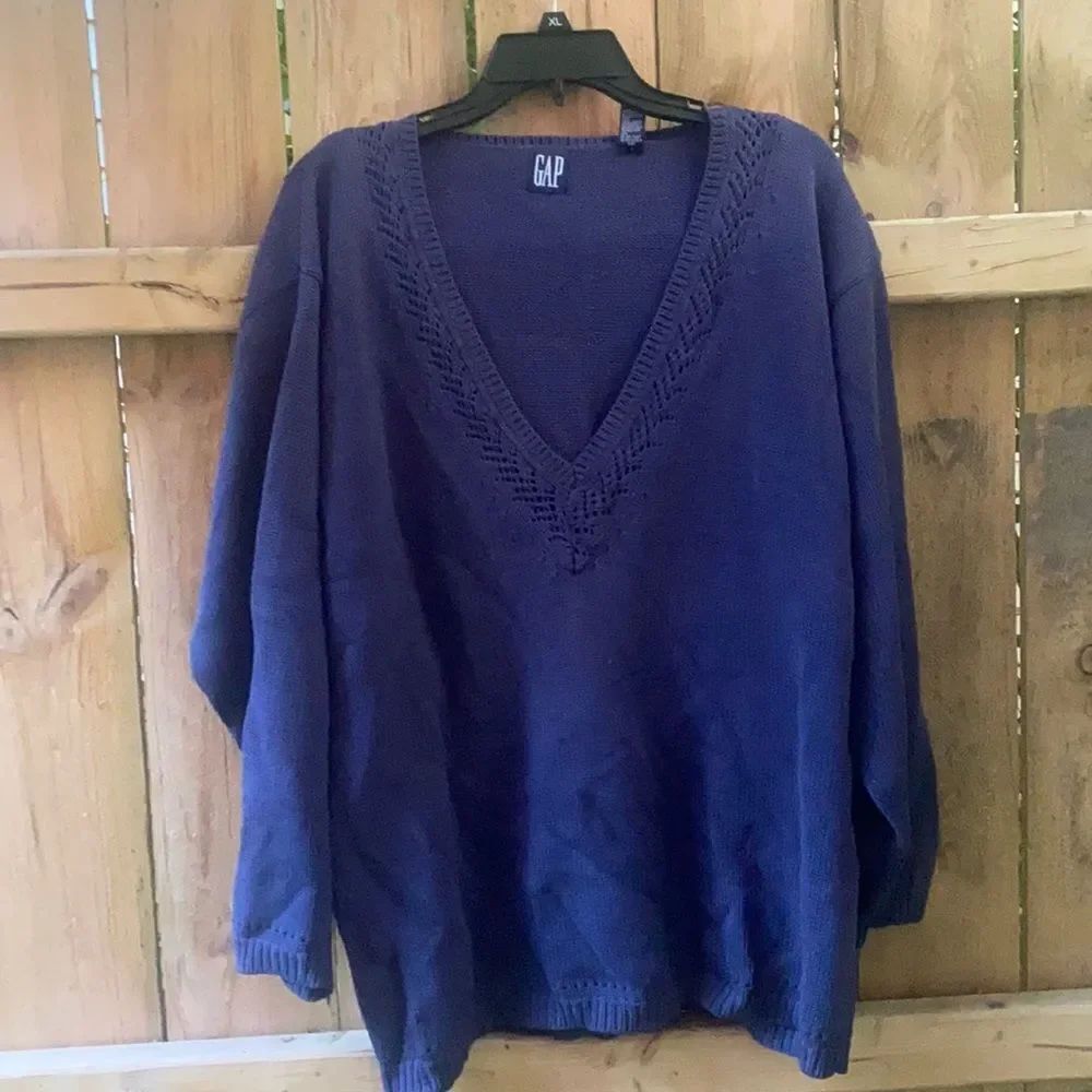 Gap navy blue sweater sz. L